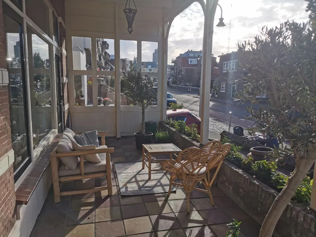 Vintage Beach House - 90M2 With Large Veranda And Balcony Zandvoort Netherlands