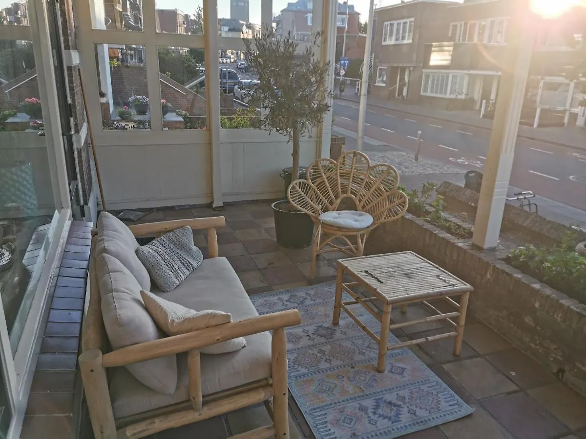 Vintage Beach House - 90M2 With Large Veranda And Balcony Zandvoort 0*,  Netherlands